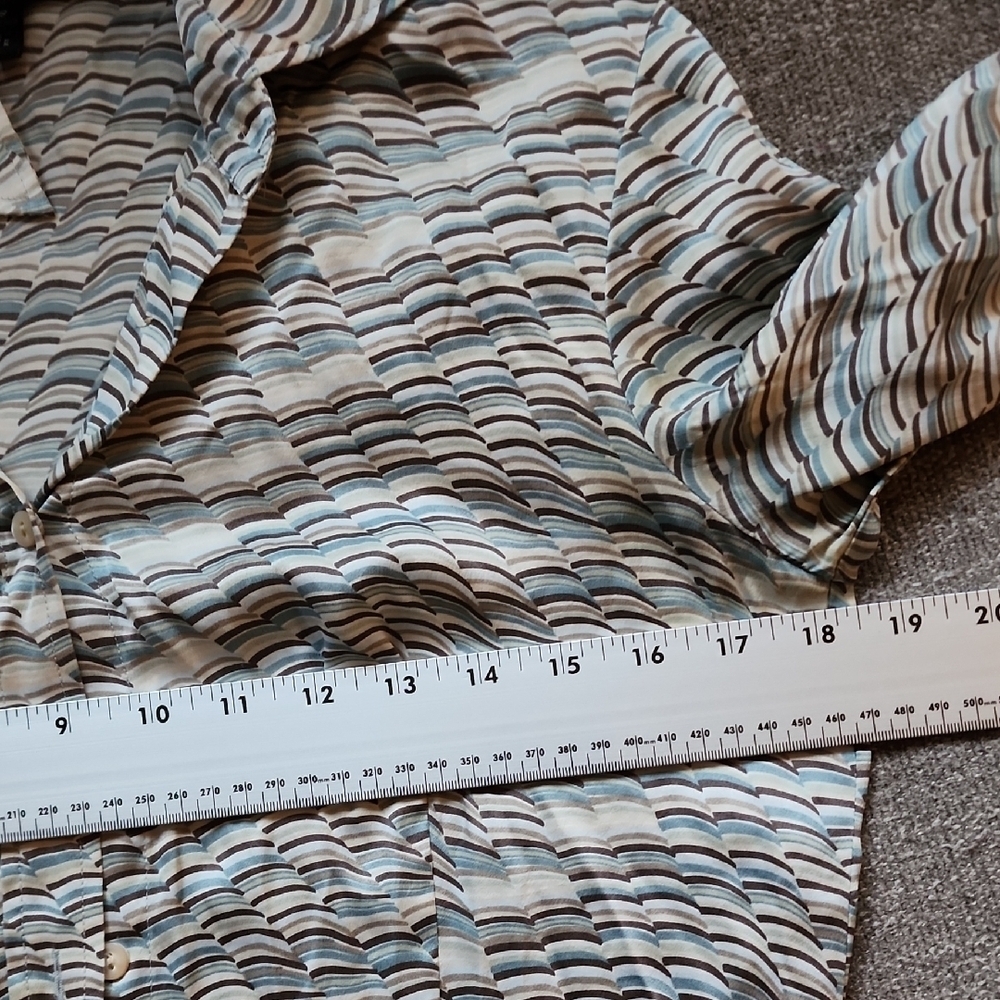 Lafayette 148 Petite Silk Wave Print Button-Up Blouse - Picture 10 of 12